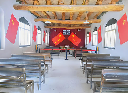 西柏坡七屆二中全會精神